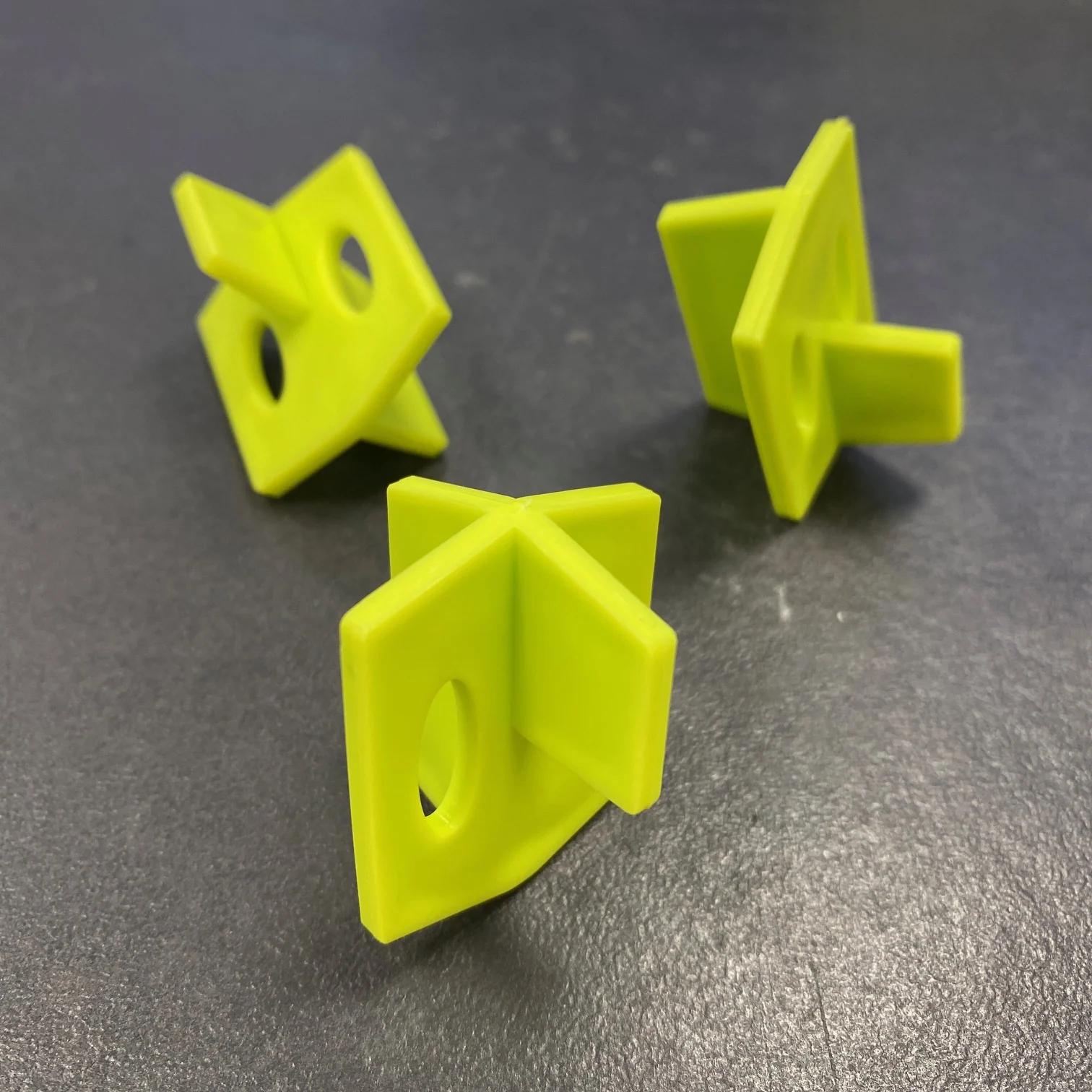 Fliesenkreuze 3,0 mm Fugenstärke (Beutel à 100 Stk.) – Produktbild 2