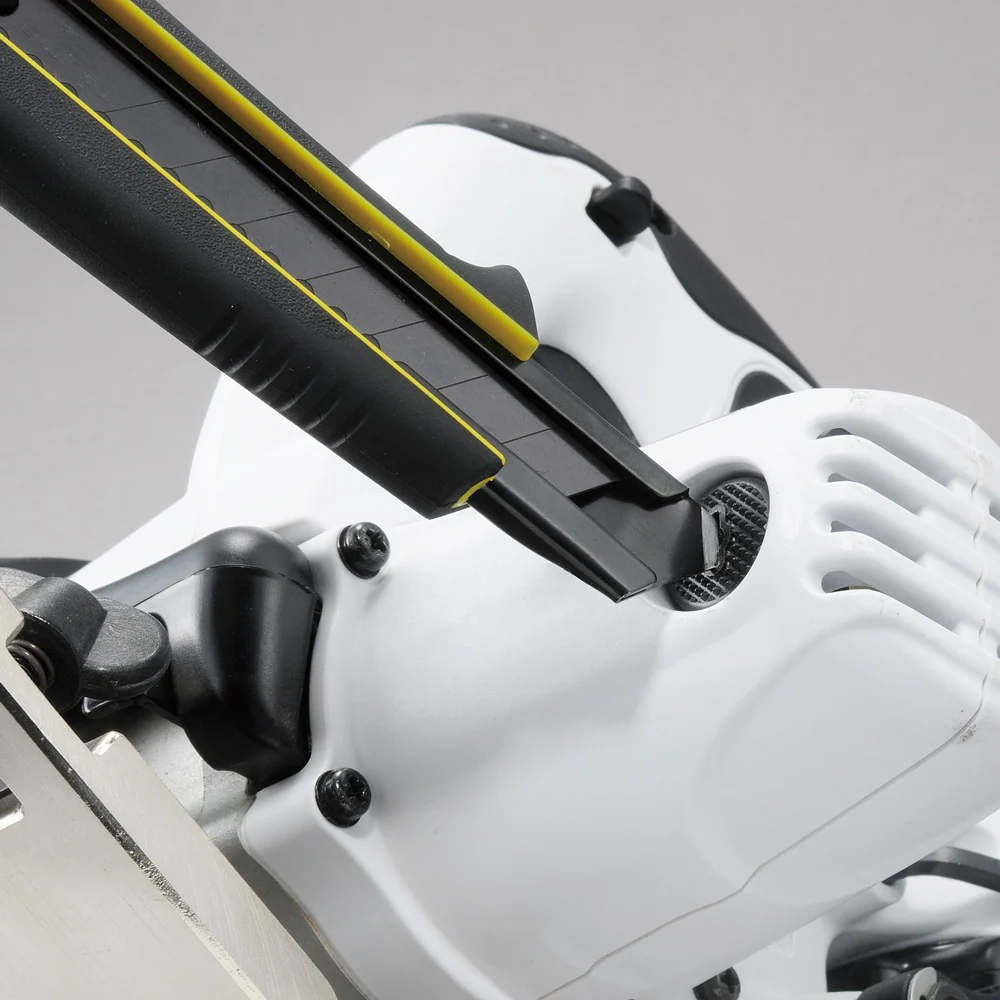 Tajima Premium Cuttermesser DC560YB / Besonders robust & extreme Schärfe – Produktbild 3
