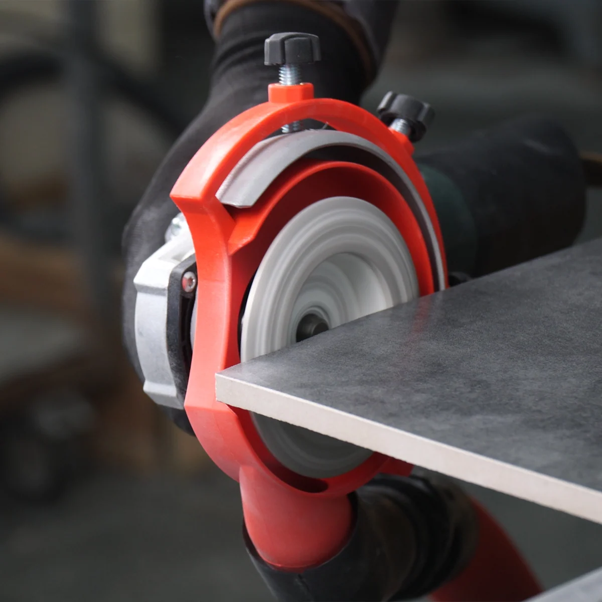 DiSTAR Mechanic EdgeDUSTER 115-125 / Staubfreies Polieren und Fräsen – Produktbild 4